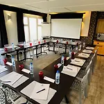 Hotel Kyriad 4*