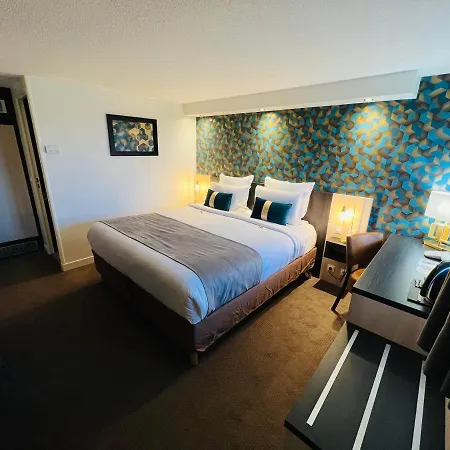 Ξενοδοχείο Kyriad 4*