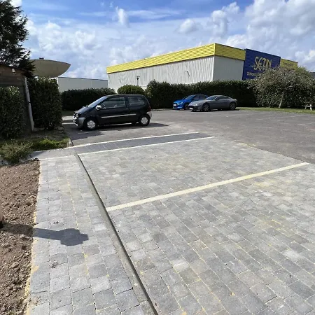 Kyriad Отель 4*