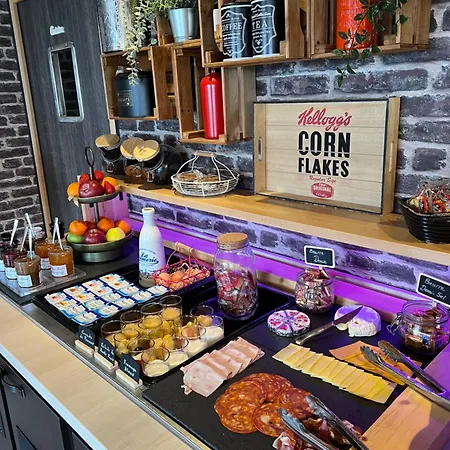 Kyriad Отель 4*