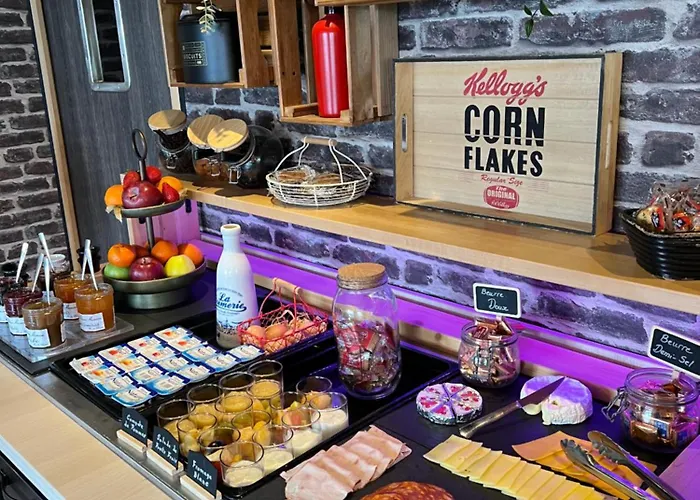 Kyriad Отель 4*